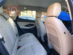 جاگوار E-Pace